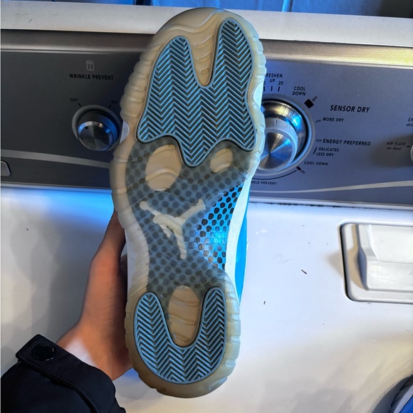 Jordan 11 retro low university blue - Picture 4 of 5